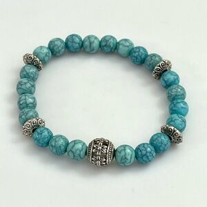 Turquoise Beaded stretch Bracelet with Silver Accents NEW handmade